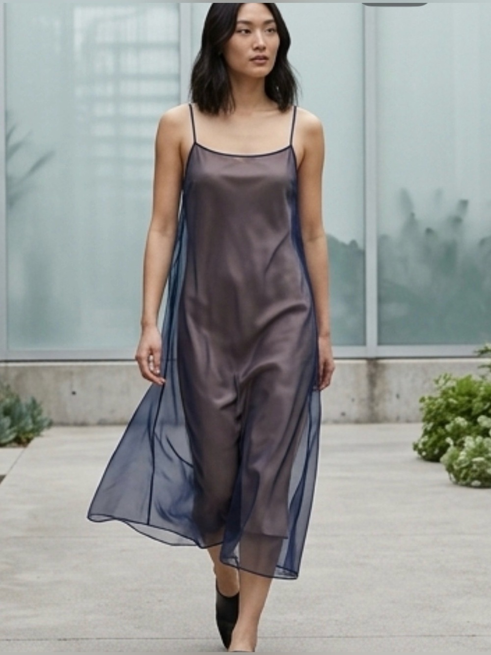 New Oscar De La Renta Slip On Dress. Made In Italy.